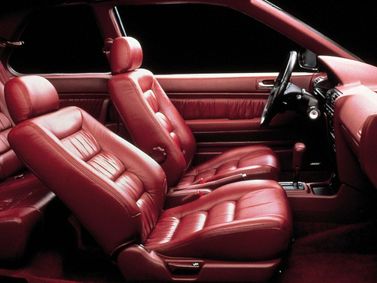 Honda Accord IV, Купе — передние сиденья