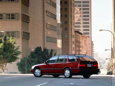 Honda Accord IV, Универсал 5 дв. — вид сзади слева