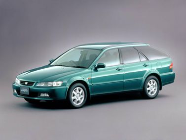 Honda Accord VI, Универсал 5 дв. — вид спереди слева
