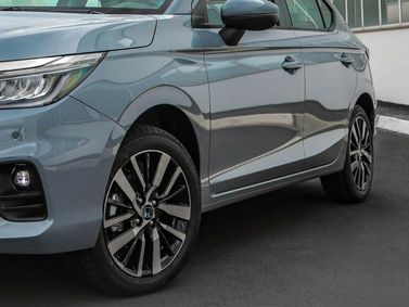 Honda City VII, Хэтчбек 5 дв. — вид спереди слева
