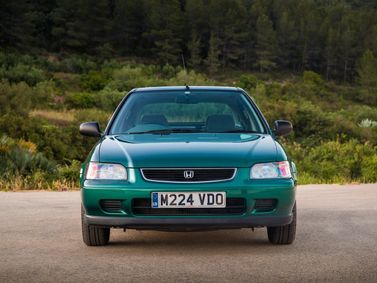 Honda Civic VI, Хэтчбек 5 дв. — вид спереди