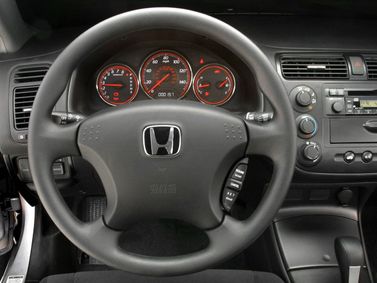 Honda Civic VII, Купе — передняя панель