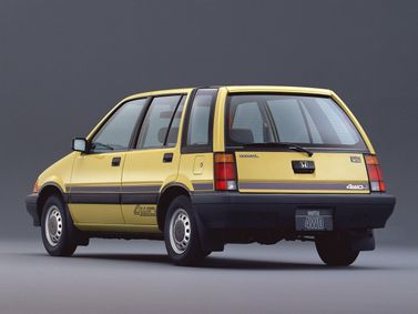 Honda Civic III, Универсал 5 дв. Shuttle — вид сзади слева
