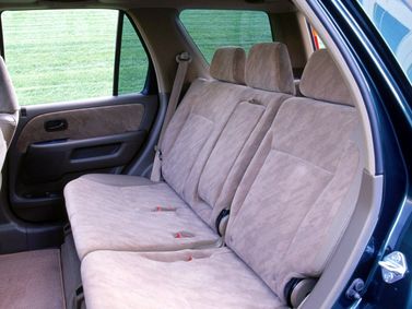 Honda CR-V II, Внедорожник 5 дв. — задние сиденья