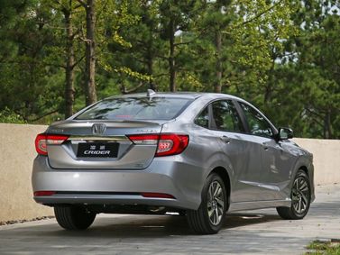 Honda Crider ثانياً، سيدان — منظر خلفي بزاوية ثلاثة أرباع