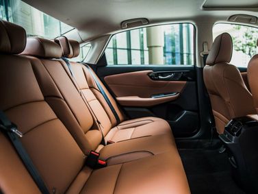 Honda Crider II Рестайлинг, Седан — задние сиденья