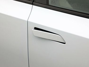Honda e:NS2، دفع رباعي 5 أبواب — تفصيل داخلي