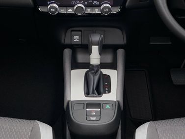 Honda Fit رابعاً، هاتشباك 5 أبواب Crosstar — محدد ناقل الحركة