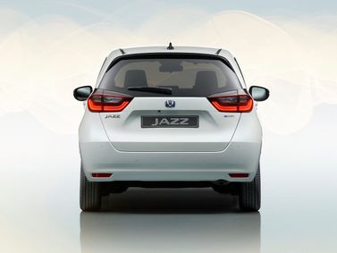 Honda Jazz رابعاً، هاتشباك 5 أبواب — منظر خلفي