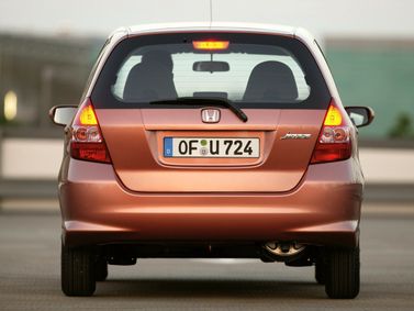 Honda Jazz I Рестайлинг, Хэтчбек 5 дв. — вид сзади
