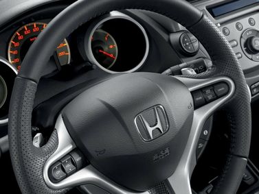 Honda Jazz II, Хэтчбек 5 дв. — рулевое колесо