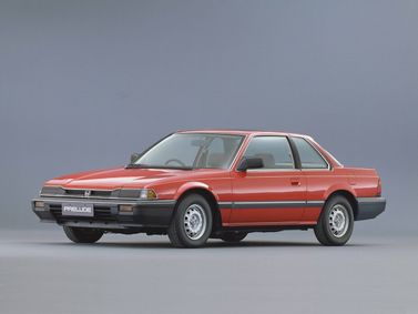 Honda Prelude II, Купе — вид спереди справа