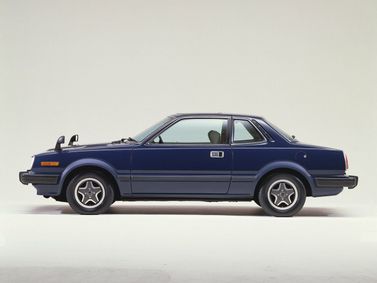 Honda Prelude I، كوبيه — منظر من الجانب الأيسر