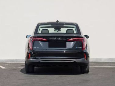 Hongqi E-QM5 I, Седан — вид сзади