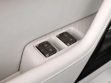 Hongqi G919, Внедорожник 5 дв. — деталь интерьера