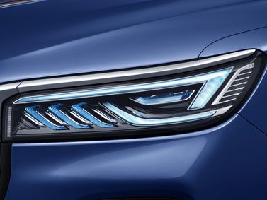 Hongqi HS5 أنا فيس ليفت، دفع رباعي 5 أبواب — المصباح الأمامي