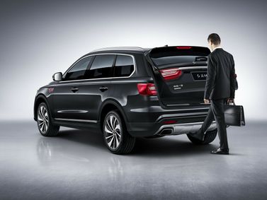 Hongqi HS7 I, Внедорожник 5 дв. — вид сзади в три четверти