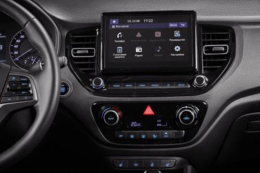 Hyundai Accent V (HC) Рестайлинг, Седан — экран мультимедийной системы