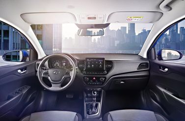 Hyundai Accent V (HC) Рестайлинг, Седан — место водителя