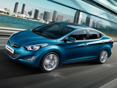 Hyundai Elantra عملية فيس ليفت V (MD)، سيدان — منظر أمامي أيسر