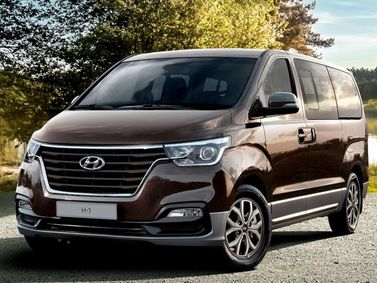 Hyundai H-1 II (TQ) Рестайлинг 2, Минивэн — вид спереди справа