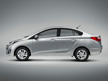 Hyundai HB20 I, Седан — вид слева
