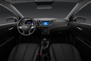 Hyundai HB20 I, Хэтчбек 5 дв. X — общий вид салона