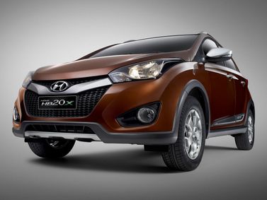 Hyundai HB20 I, Хэтчбек 5 дв. X — вид спереди в три четверти