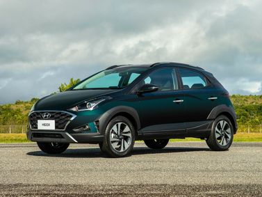 Hyundai HB20 II, Хэтчбек 5 дв. X — вид спереди в три четверти