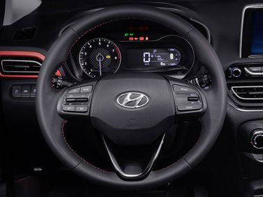 Hyundai HB20 II, Хэтчбек 5 дв. X — рулевое колесо