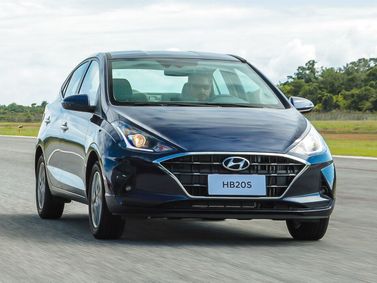 Hyundai HB20 II, Седан — вид спереди