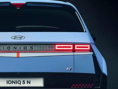 Hyundai IONIQ 5 N، دفع رباعي 5 أبواب — منظر خلفي