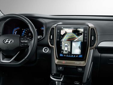 Hyundai ix35 II Рестайлинг, Внедорожник 5 дв. — экран мультимедийной системы