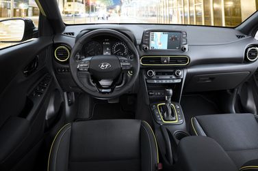 Hyundai Kona I، دفع رباعي 5 أبواب — لوحة القيادة
