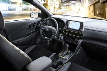 Hyundai Kona I، دفع رباعي 5 أبواب — لوحة القيادة