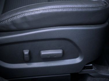 Hyundai Santa Fe ثالثاً، دفع رباعي 5 أبواب Grand — تفصيل داخلي