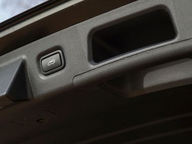 Hyundai Santa Fe IV, Внедорожник 5 дв. — деталь интерьера