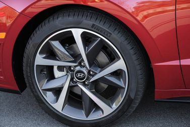 Hyundai Sonata VIII (DN8), Седан — колёсный диск