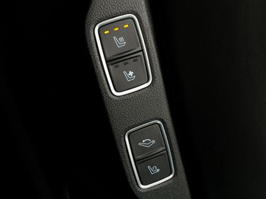 Hyundai Staria I عملية شد الوجه، ميني فان — تفصيل داخلي