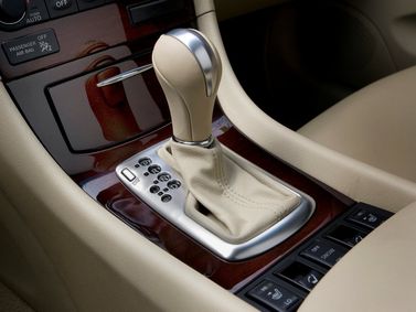 Infiniti EX ط (J50)، دفع رباعي 5 أبواب — محدد ناقل الحركة