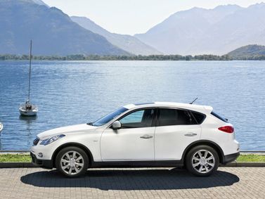 Infiniti EX ط (J50)، دفع رباعي 5 أبواب — منظر من الجانب الأيسر