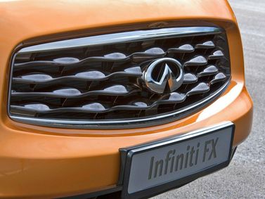 Infiniti FX II (S51)، دفع رباعي 5 أبواب — شبكة المبرد