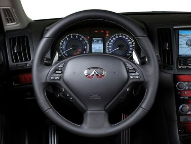 Infiniti G IV, Кабриолет — рулевое колесо