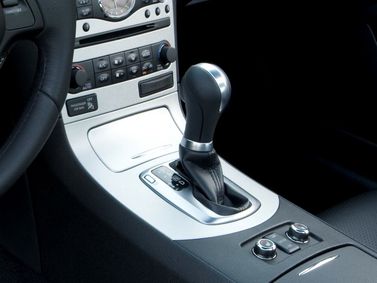Infiniti G IV, Купе — селектор коробки передач
