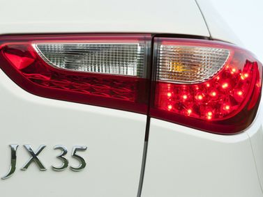 Infiniti JX، دفع رباعي 5 أبواب — المصباح الخلفي