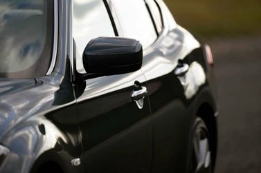 Infiniti M رابعاً، سيدان — مرآة جانبية