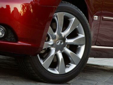 Infiniti M ثالثاً، سيدان — جنط العجلة