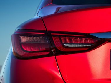 Infiniti Q50 أنا فيس ليفت، سيدان — المصباح الخلفي