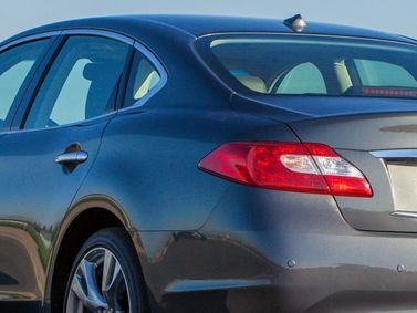 Infiniti Q70 I, Седан — вид сзади справа
