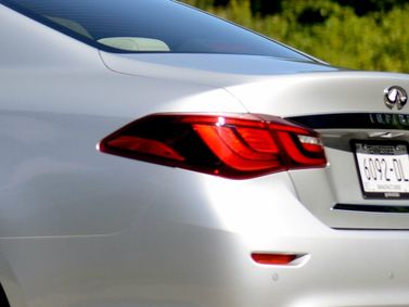 Infiniti Q70 I Рестайлинг, Седан — задняя часть автомобиля крупным планом